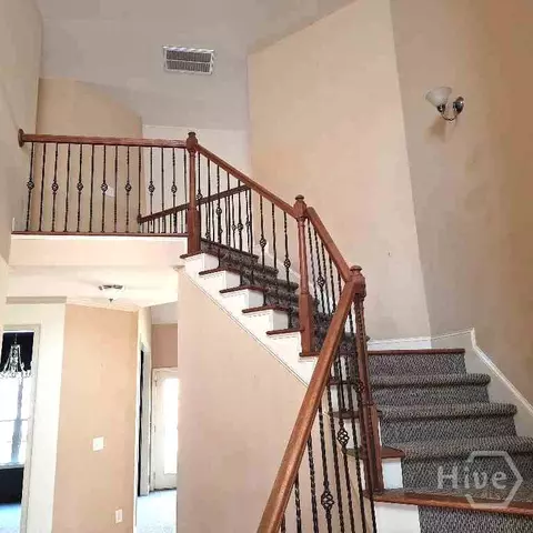 226 Hidden Falls Dr, Hull, GA 30646 photo 2