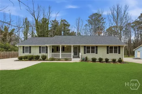 1066 Oak Rd SW, Lilburn, GA 30047
