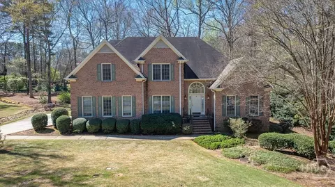 305 Crystal Ct, Athens, GA 30606