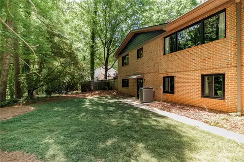 Exterior - 145 Pendleton Dr, Athens, GA 30606 photo 9 of 12