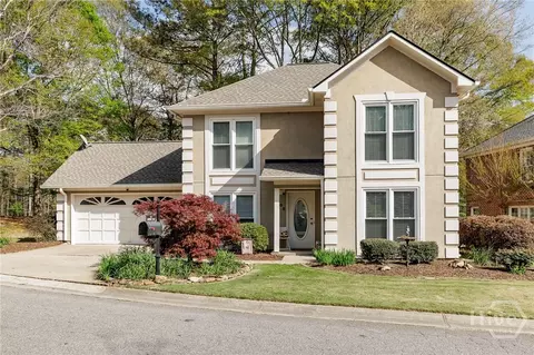105 Cambridge Dr, Athens, GA 30606