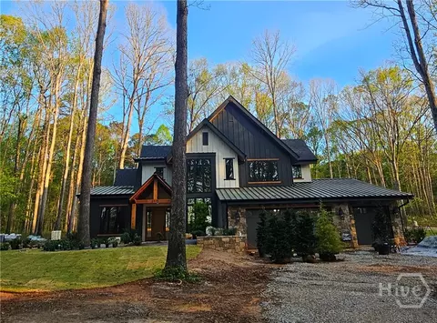 2711 Crabapple Holw, Nicholson, GA 30565