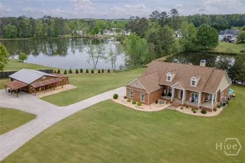 725 Amber Lakes Ct, Social Circle, GA 30025
