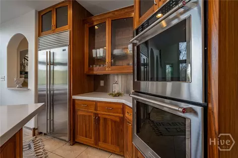 Kitchen - 1190 Tanglebrook Dr, Athens, GA 30606 photo 6 of 6