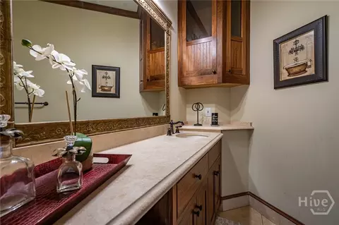 Bath - 1190 Tanglebrook Dr, Athens, GA 30606 photo 4 of 6