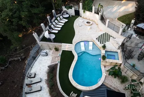 Exterior - 1190 Tanglebrook Dr, Athens, GA 30606 photo 9 of 15