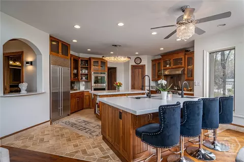 Kitchen - 1190 Tanglebrook Dr, Athens, GA 30606 photo 2 of 6