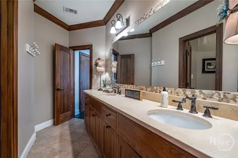 Bath - 1190 Tanglebrook Dr, Athens, GA 30606 photo 5 of 6