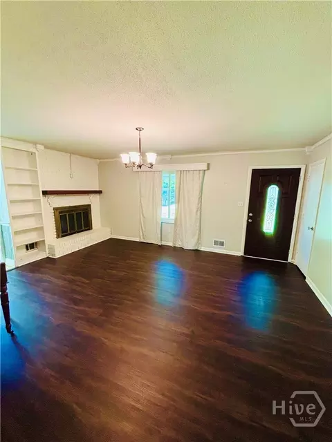 Living - 445 Vincent Dr, Athens, GA 30607 photo 2 of 2