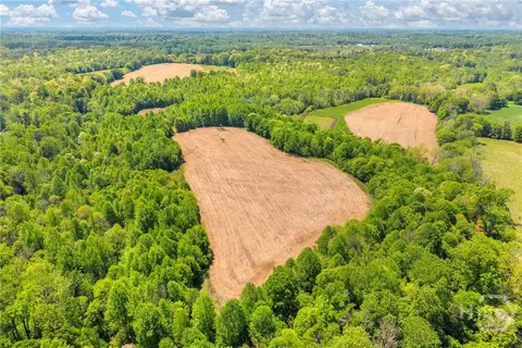 1224 Cedar Ridge Rd, Commerce, GA 30530 photo 11