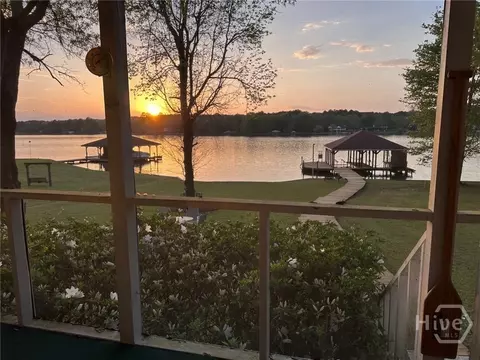 735 Jamesway Dr, Sparta, GA 31087