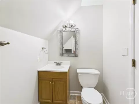 Bath - 330 Scogin Rd, Colbert, GA 30628 photo 5 of 5