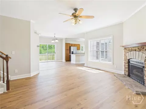 Living - 330 Scogin Rd, Colbert, GA 30628 photo 1 of 2