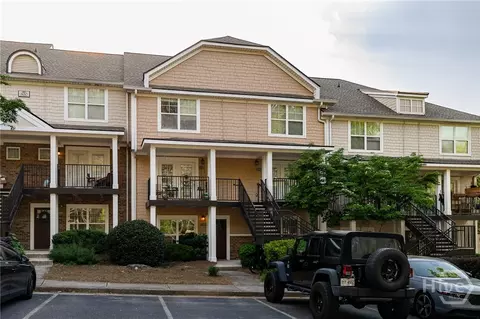 1035 Barnett Shoals Rd #813, Athens, GA 30605