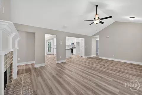 Living - 143 Wards Creek Rd #2, Toccoa, GA 30577 photo 4 of 4