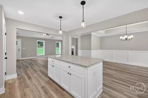 Entry Way - 143 Wards Creek Rd #2, Toccoa, GA 30577 photo 1 of 2