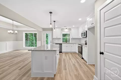 Entry Way - 143 Wards Creek Rd #2, Toccoa, GA 30577 photo 1 of 3
