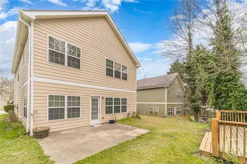 Exterior - 6503 Silk Tree Pt, Braselton, GA 30517 photo 9 of 12