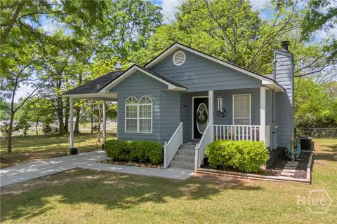391 Cemetery St, Shady Dale, GA 31085