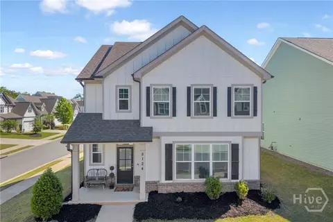 5124 Parkwood Dr, Flowery Branch, GA 30542