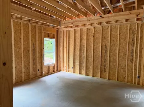 Bedroom - 105 Carlan Rd, Commerce, GA 30530 photo 1 of 3