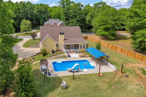 Exterior - 155 Hidden Falls Dr, Hull, GA 30646 photo 8 of 11