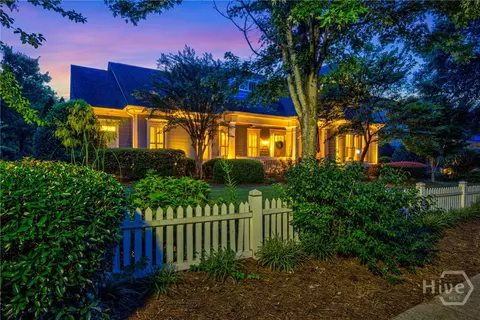 306 Horseshoe Bnd, Statham, GA 30666