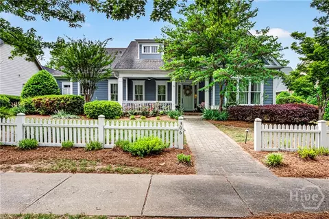 306 Horseshoe Bnd, Statham, GA 30666