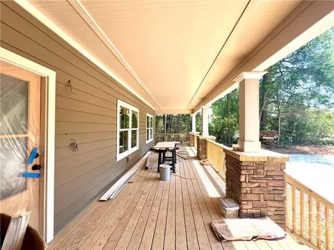 364 Live Oak Ln, Comer, GA 30629 photo 3