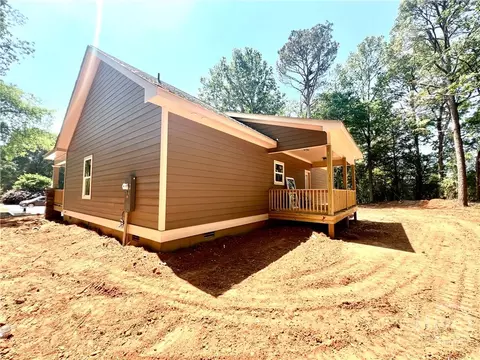 364 Live Oak Ln, Comer, GA 30629 photo 10