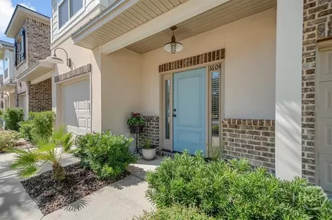 1604 Mariners Cir, Saint Simons Island, GA 31522