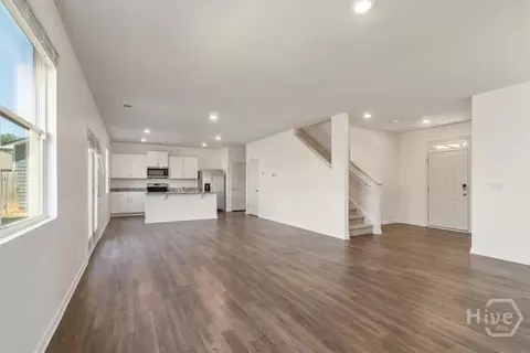 Living - 54 Rapps Ave, Pendergrass, GA 30567 photo 1 of 4