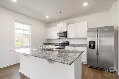 Kitchen - 54 Rapps Ave, Pendergrass, GA 30567 photo 2 of 3