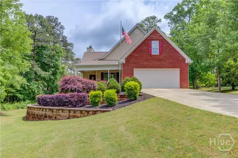 179 Mcever Ln, Hoschton, GA 30548
