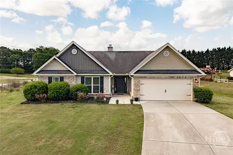 802 Brandon Dr, Winder, GA 30680
