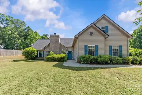 180 Laurel Oaks Ln, Jefferson, GA 30549