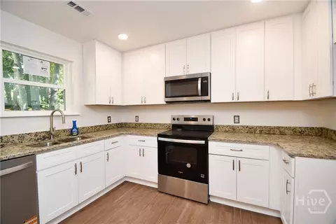 Kitchen - 110 Thomas Trl, Covington, GA 30016 photo 4 of 4