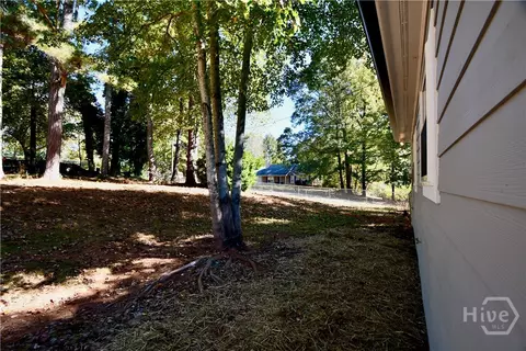 Exterior - 110 Thomas Trl, Covington, GA 30016 photo 4 of 7