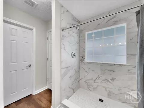 Bath - 248 Clearwater Dr, Monroe, GA 30656 photo 2 of 4