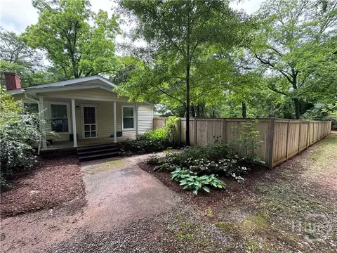 Exterior - 120 Springtree Rd, Athens, GA 30605 photo 1 of 10