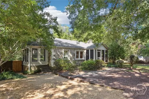 385 Sunset Dr, Athens, GA 30606
