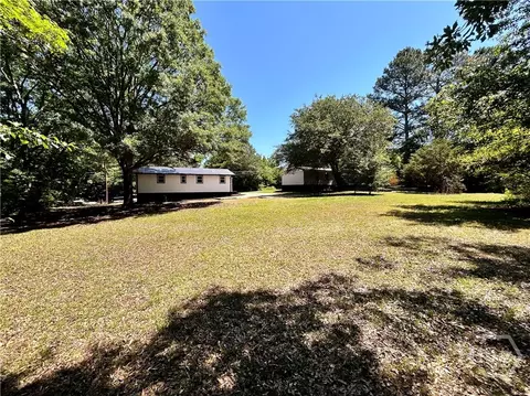 Exterior - 858 Clairmont Ave, Comer, GA 30629 photo 7 of 8