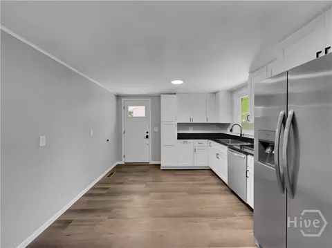 Kitchen - 858 Clairmont Ave, Comer, GA 30629 photo 5 of 5