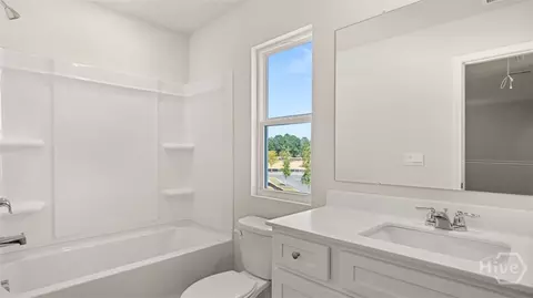 Bath - 906 Stow Ln, Monroe, GA 30655 photo 2 of 2