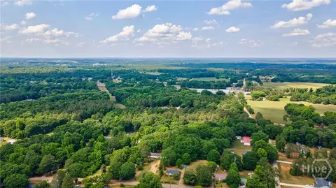 View/Area - 943 Clairmont Ave, Comer, GA 30629 photo 5 of 6