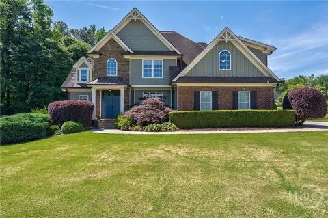 2450 Oldfield Dr, Bogart, GA 30622