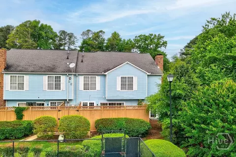 5536 Clover Rise Ln, Norcross, GA 30093