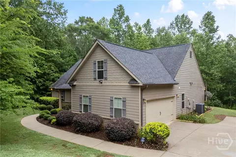 Exterior - 717 Oconee Ln, Commerce, GA 30529 photo 2 of 7