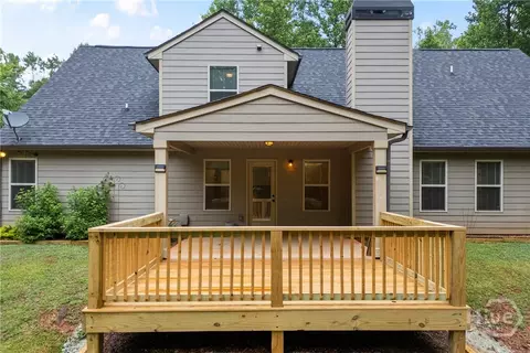 Exterior - 717 Oconee Ln, Commerce, GA 30529 photo 5 of 7