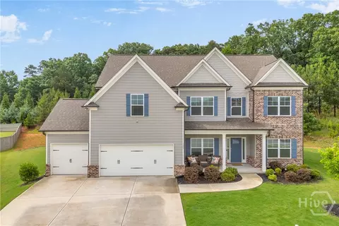 305 Parkers Pl, Hoschton, GA 30548